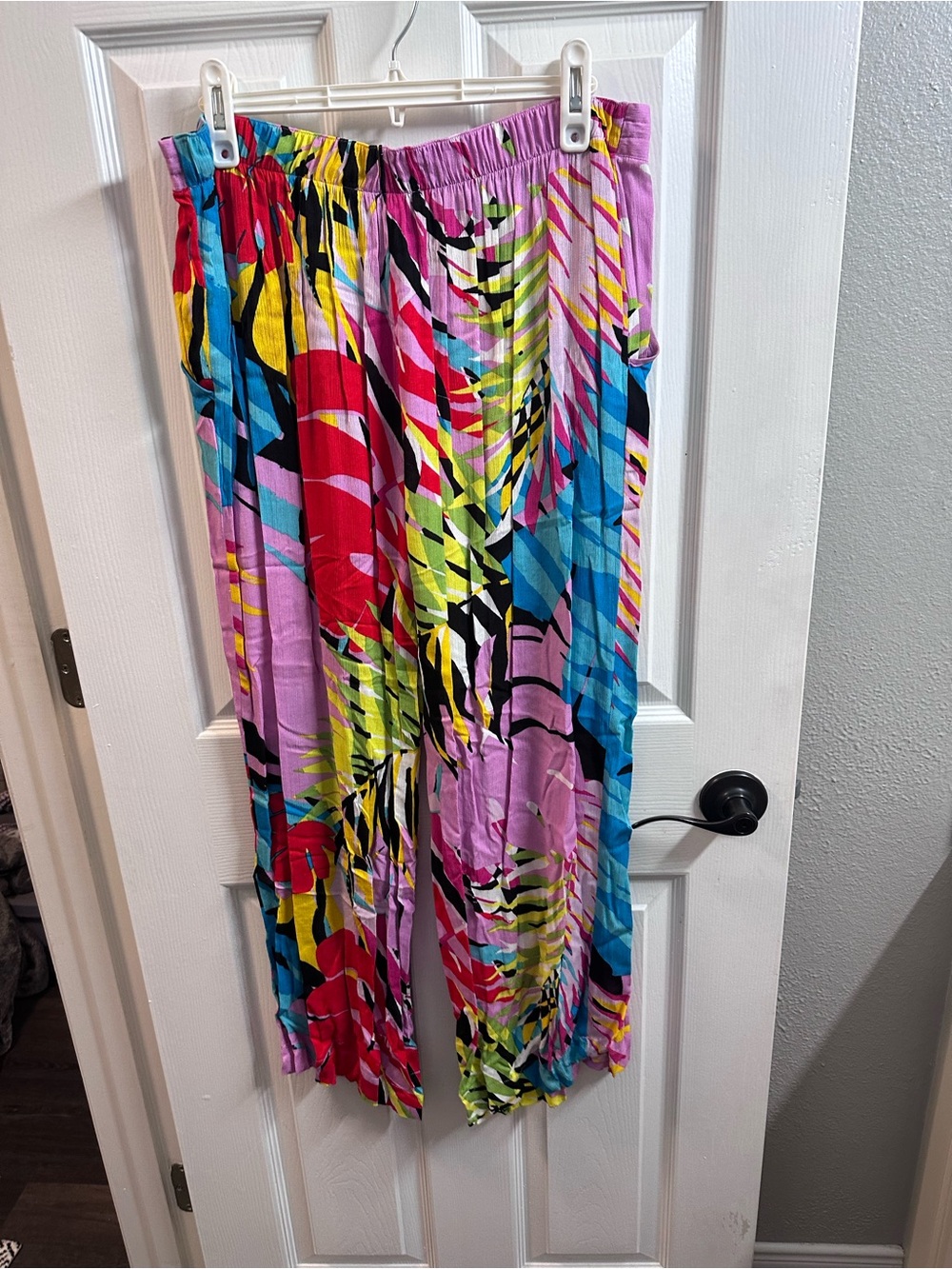 Natori Vibrant Multicolor Pleated Palazzo Pants